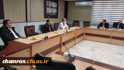 نشست اعضای گروه تربیت بدنی با دکتر اسماعیل اولی 3