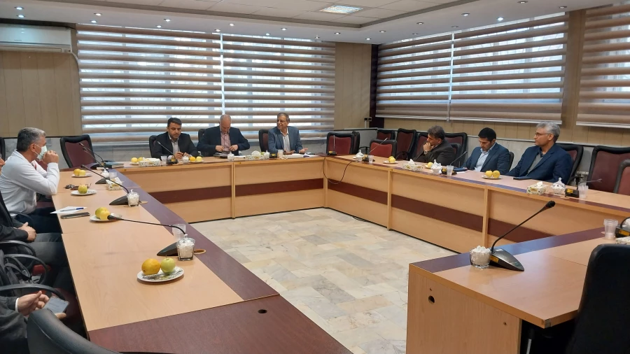 نشست اعضای گروه تربیت بدنی با دکتر اسماعیل اولی 7