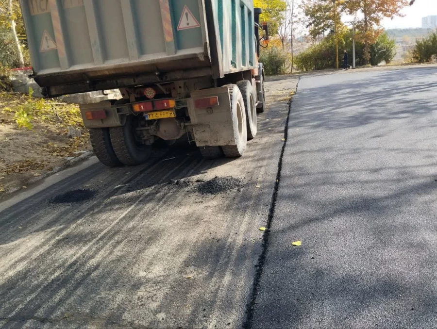 انجام پروژه آسفالت معابر پیرامون سراهای دانشجویی 4