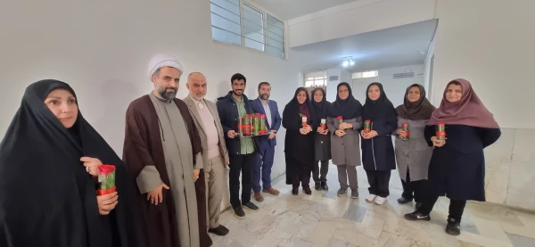 تجلیل از همکاران و استادان خانم پردیس شهید چمران 2