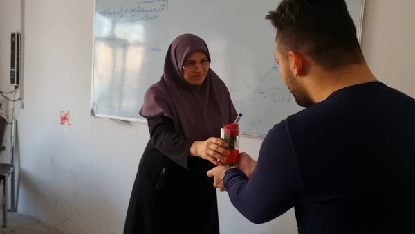 تجلیل از همکاران و استادان خانم پردیس شهید چمران 3