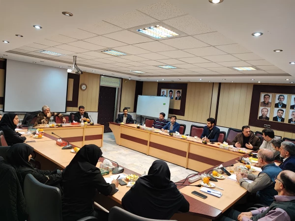 نشست هماهنگی همایش ملی توسعه دانش محتوای پداژیک در آموزش تربیت بدنی
 7