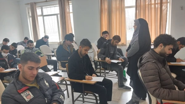 آغاز امتحانات پایان نیمسال اول تحصیلی ۱۴۰۳–۱۴۰۲ 7