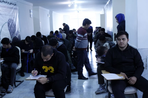 اتمام امتحانات پایان نیمسال اول تحصیلی ۱۴۰۳–۱۴۰۲ 7