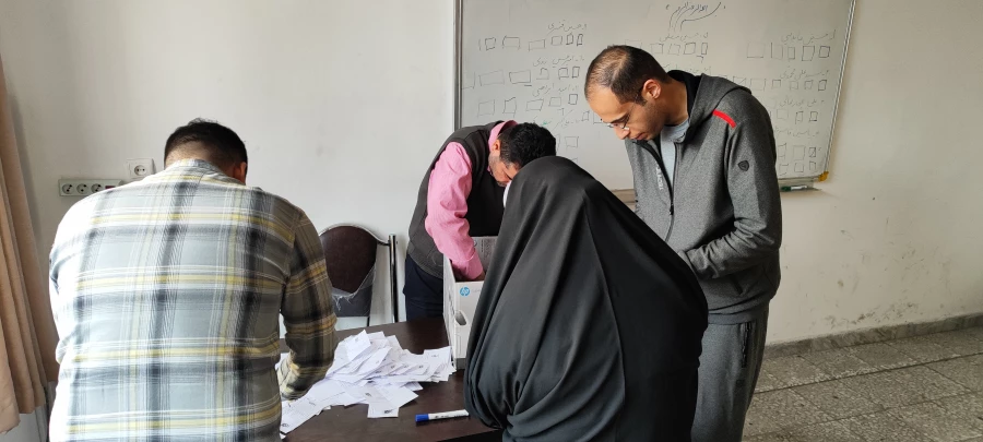 نتایج انتخابات کانون همیاران بهداشت و سلامت جسم و روان پردیس شهید چمران 4