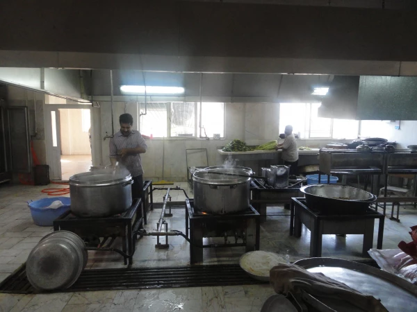 تصاویری از پردیس شهید چمران 14