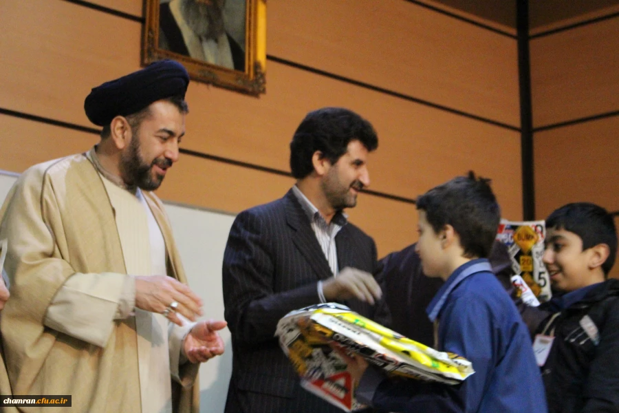 جشنواره استانی تدریس برتر در دو حوزه آموزش ریاضی و علوم تجربی 86