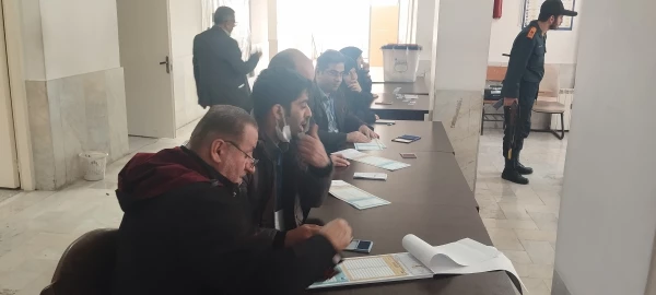 رای گیری انتخابات مجلس شورای اسلامی و مجلس خبرگان رهبری در پردیس شهید چمران 4