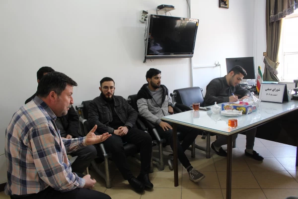 دومین نشست شورای صنفی با آقای مشهدی عباسی
 5