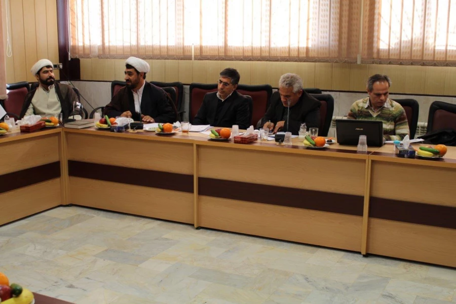 نشست شورای مدیران پردیسها و مراکز استان تهران 13