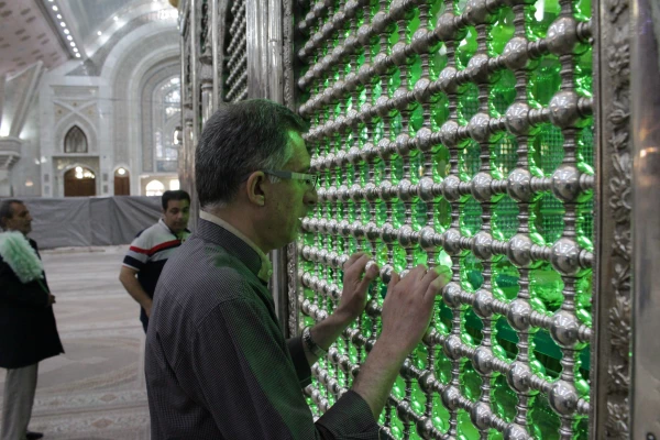 تجدید پیمان همکاران پردیس شهید چمران با آرمان های حضرت امام خمینی 4