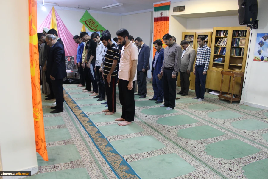 نشست صمیمی دانشجویان و همکاران پردیس شهید چمران در سرای دانشجویی 2