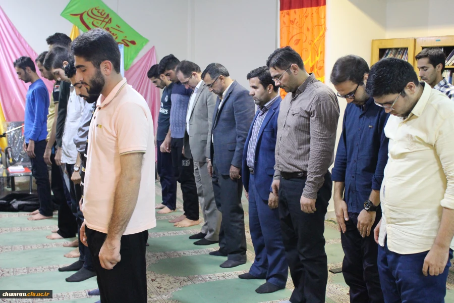 نشست صمیمی دانشجویان و همکاران پردیس شهید چمران در سرای دانشجویی 5