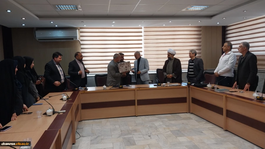 تکریم و معارفه معاون آموزشی، پژوهشی و فرهنگی پردیس شهید چمران 8