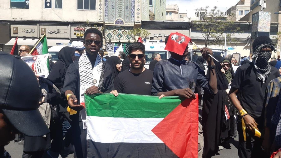 حضور اعضای پردیس شهید چمران در راهپیمایی روز قدس
 9