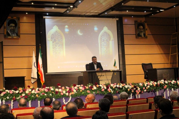 نشست هم اندیشی روسا و معاونان پردیس ها و مراکز استان تهران 2