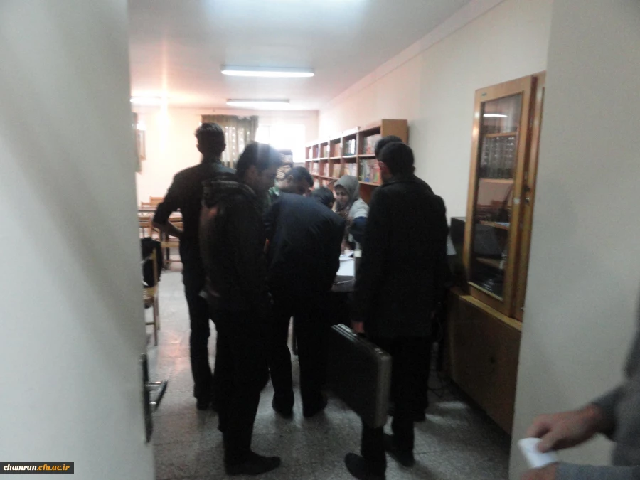 تصاویری از کتابخانه پردیس شهید چمران 16