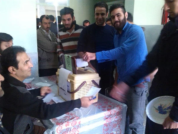 انتخابات شورای صنفی دانشجویان پردیس شهید چمران 7