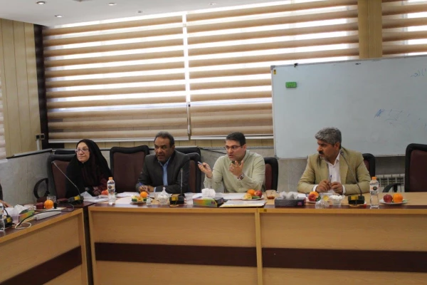 نشست برنامه ریزی امور آموزشی سال جدید پردیس ها و مراکز استان تهران 7