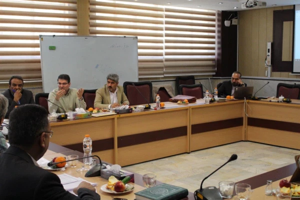 نشست برنامه ریزی امور آموزشی سال جدید پردیس ها و مراکز استان تهران 10