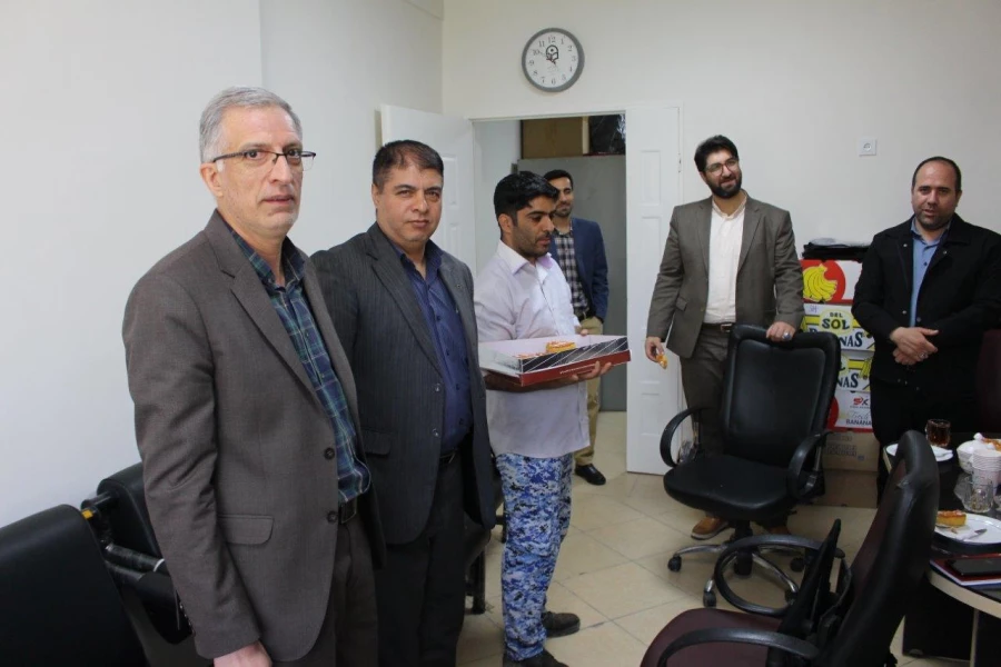 پخش شیرینی و ابراز حمایت از حمله موشکی به رژیم صهیونیستی  5