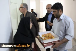 پخش شیرینی و ابراز حمایت از حمله موشکی به رژیم صهیونیستی  10