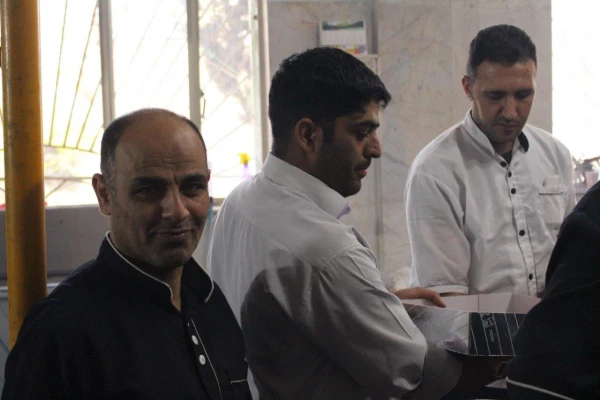 پخش شیرینی و ابراز حمایت از حمله موشکی به رژیم صهیونیستی  20