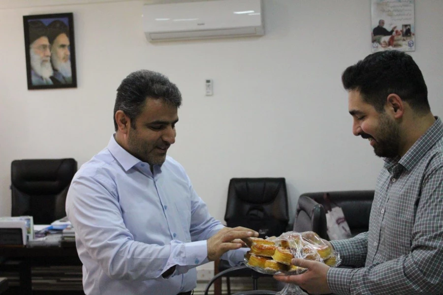 پخش شیرینی و ابراز حمایت از حمله موشکی به رژیم صهیونیستی  26