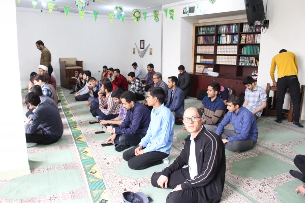 سخنرانی درباره اهمیت حمله موشکی ایران به رژیم صهیونیستی 9