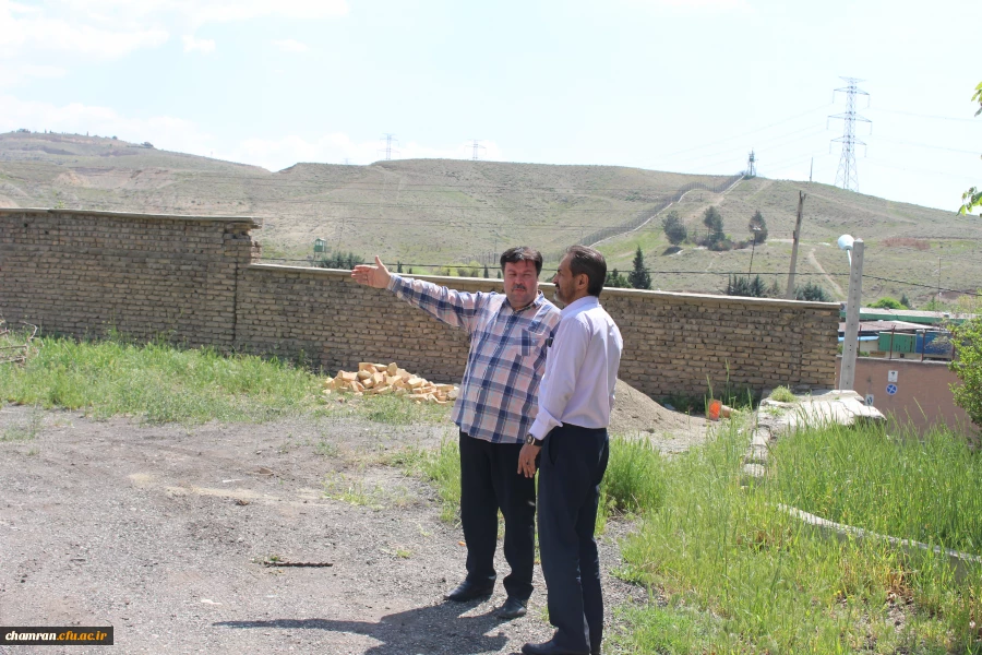 حضور میدانی معاون توسعه منابع از محوطه پردیس شهید چمران 3