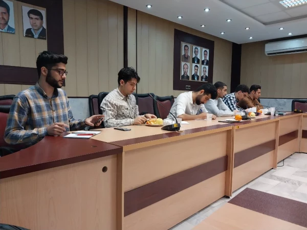 نشست تشکل های دانشجویی با معاونت آموزشی، پژوهشی و فرهنگی
 3