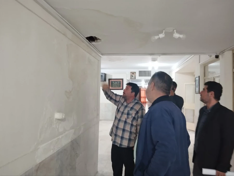 بازدید میدانی آقای مشهدی عباسی از سراهای دانشجویی 
 4