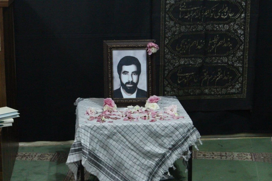 هیئت هفتگی به یاد دانشجومعلم شهید رضا رستمی  7