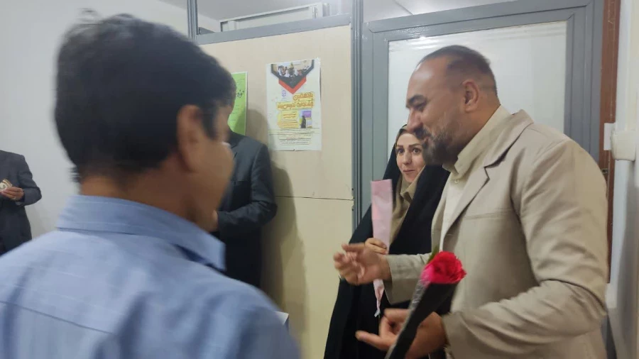 تجلیل از اعضای هیئت علمی پردیس شهید چمران  3