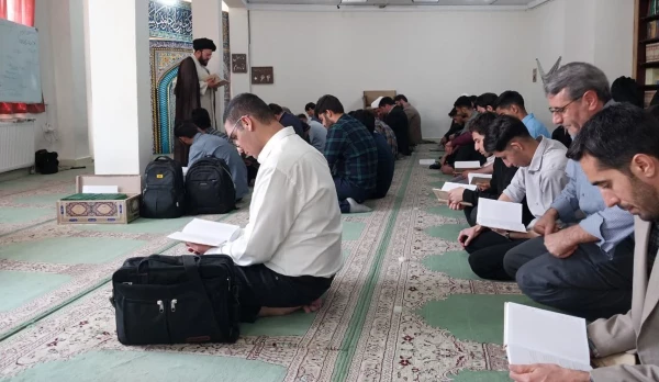 برنامه خوانش نهج البلاغه در پردیس شهید چمران 2