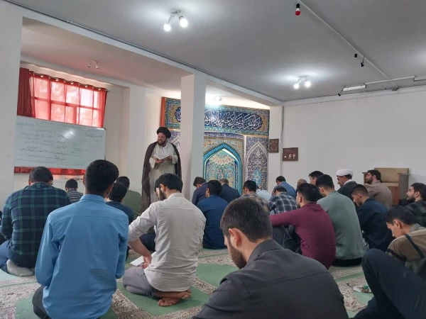 برنامه خوانش نهج البلاغه در پردیس شهید چمران 3