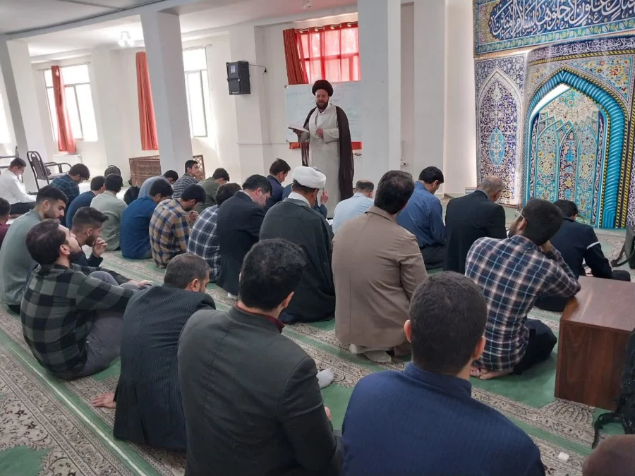 برنامه خوانش نهج البلاغه در پردیس شهید چمران 5