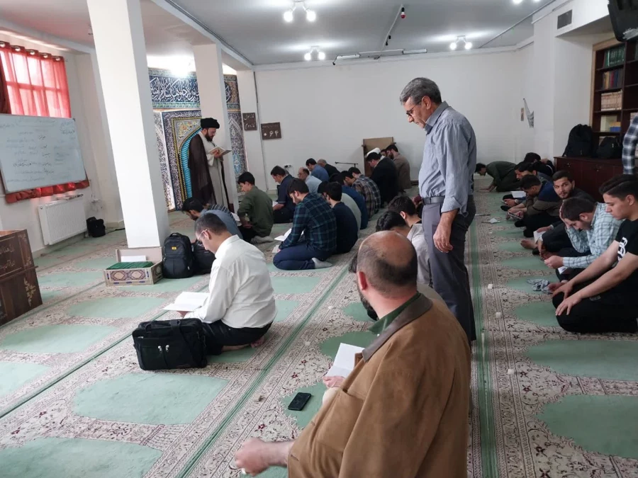 برنامه خوانش نهج البلاغه در پردیس شهید چمران 6