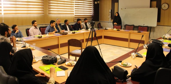 نشست تخصصی ادبی با عنوان (چرا ادبیات ...؟) 2