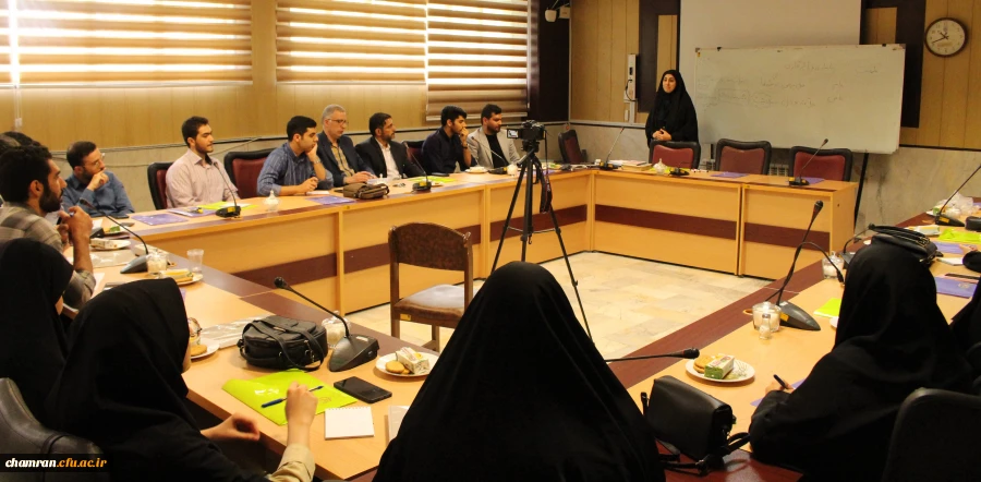 نشست تخصصی ادبی با عنوان (چرا ادبیات ...؟) 2