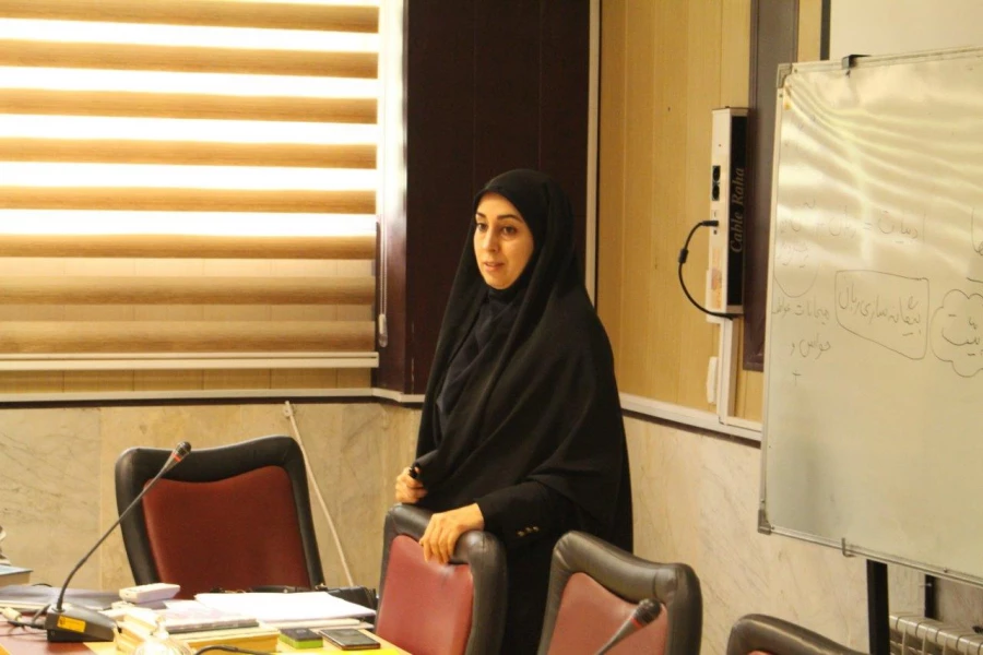 نشست تخصصی ادبی با عنوان (چرا ادبیات ...؟) 8