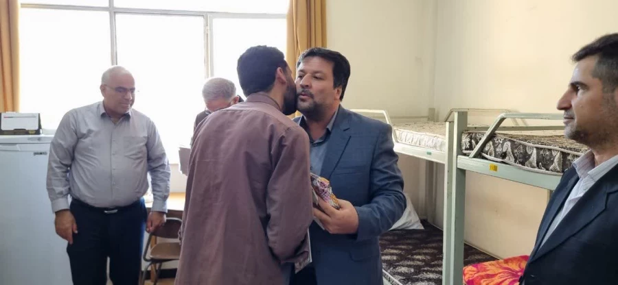 تجلیل از اتاق نمونه خوابگاه به مناسبت هفته سراهای دانشجویی 5