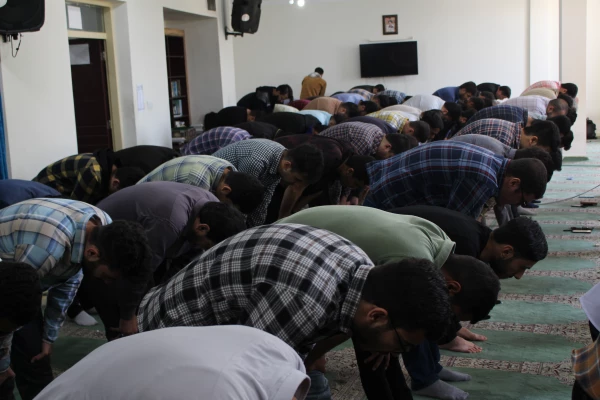 نماز جماعت عصر - ۲۹ اردیبهشت ۱۴۰۳ 4