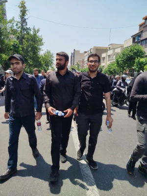 حضور اعضای پردیس شهید چمران در مراسم وداع با شهدای خدمت 5