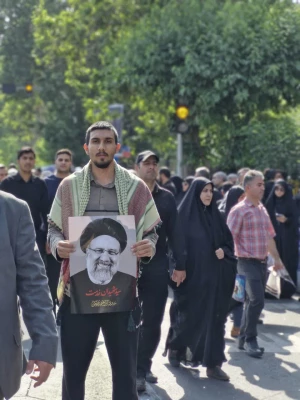 حضور اعضای پردیس شهید چمران در مراسم وداع با شهدای خدمت 7