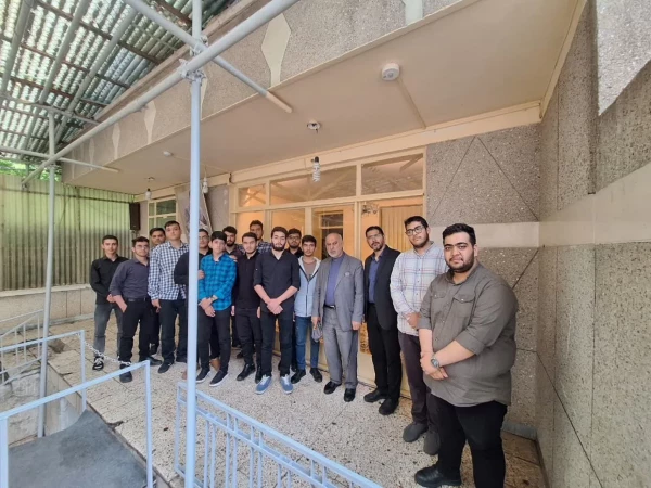 حضور اعضای پردیس شهید چمران در اجتماع دانشگاهیان با عنوان «آرمان فلسطین از دیدگاه امام خمینی» 4