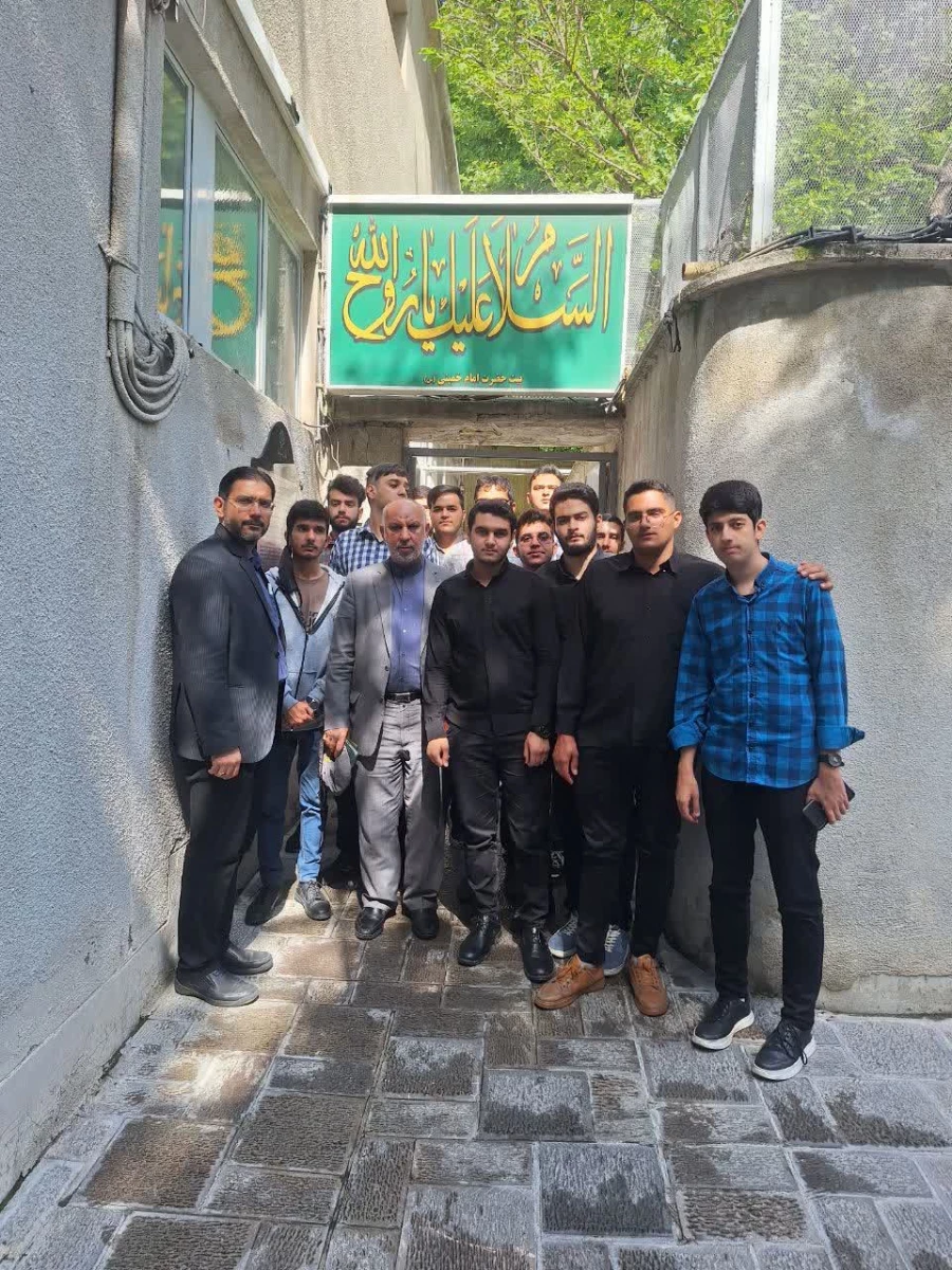 حضور اعضای پردیس شهید چمران در اجتماع دانشگاهیان با عنوان «آرمان فلسطین از دیدگاه امام خمینی» 6