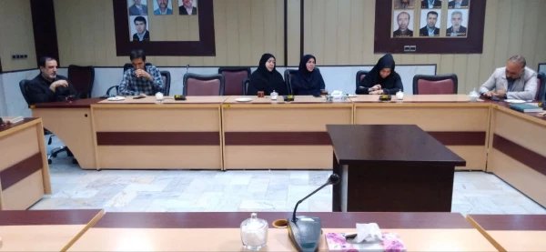 نشست بزرگداشت سالگرد ارتحال حضرت امام خمینی 
 3