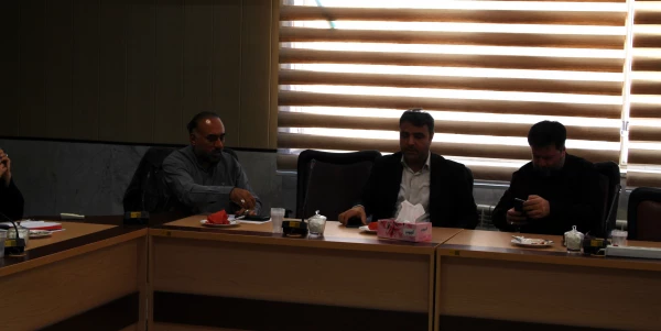 نشست درباره فرایند فارغ التحصیلی دانشجویان  2