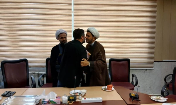 تقدیر و تشکر از کارشناس نهاد نمایندگی مقام معظم رهبری 2